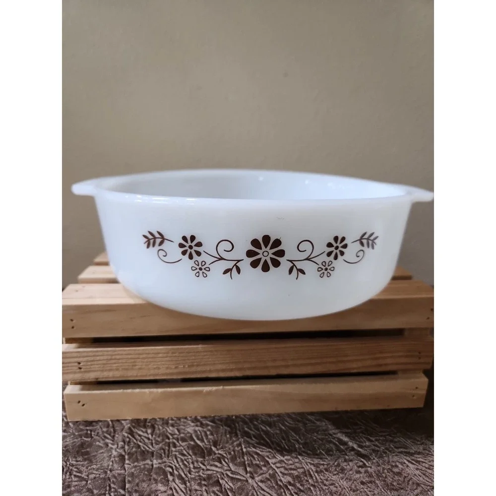 Dynaware Pyr O Rey 8 ½ Inch Milk Glass Casserole Dish With Floral Pattern No Lid